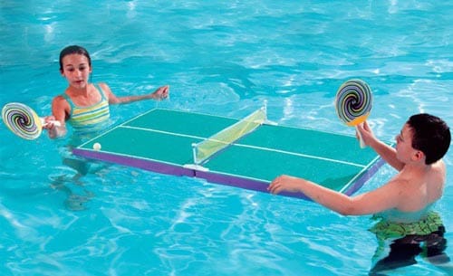 میزهای مخصوص استخر شنا